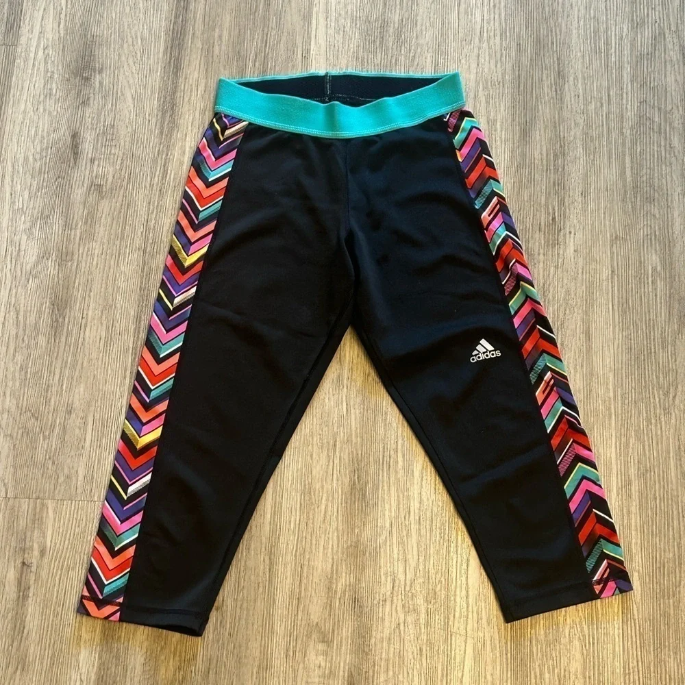 ADIDAS Techfit medium compression activewear athletic crop leggings. 17” L - Picture 7 of 8
